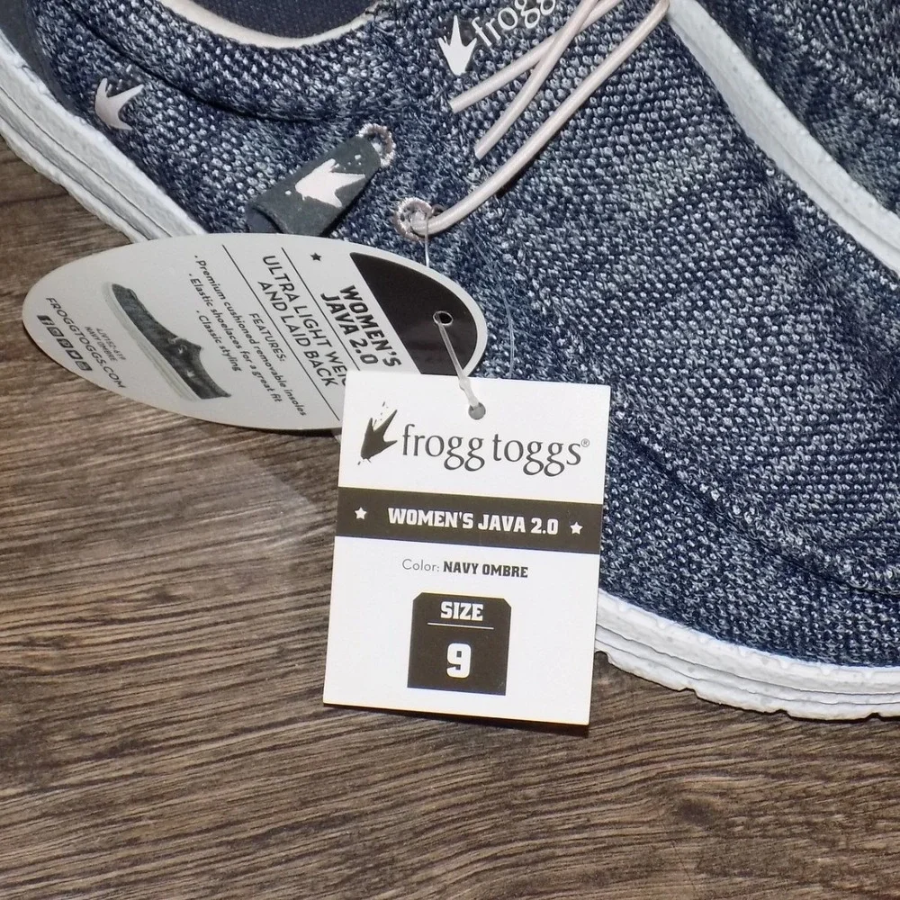 Frogg‎ Toggs Java 2.0 Shoes Women Size 9 Navy Ombre NEW Slip On Knit Loafers